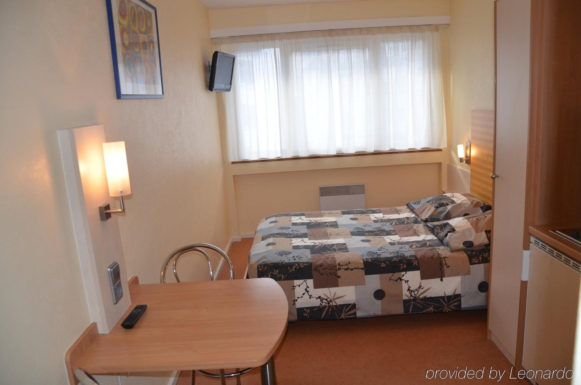 Hotel Ibis Styles Strasbourg Centre Republique Habitación foto